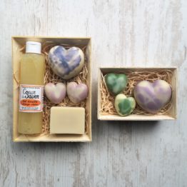 Coffret Cadeau Fête des mères cœur de savon artisanal